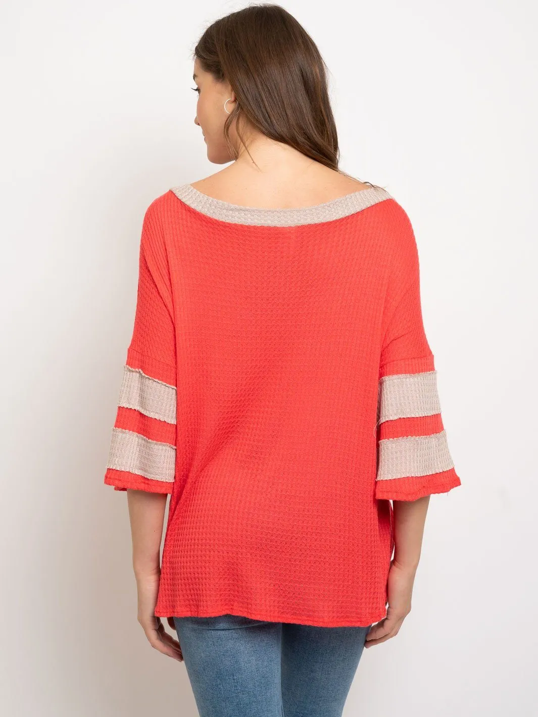 WOMEN'S V-NECK CORAL TAUPE TOP